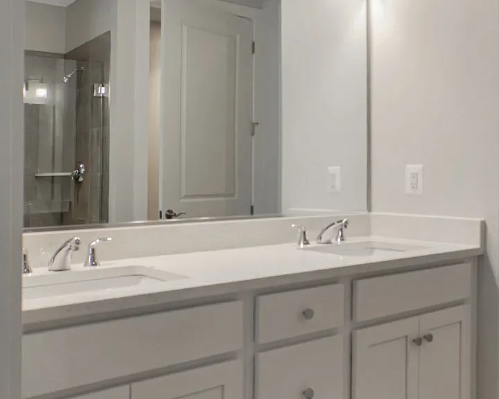 1629 Koch Ct — Photo 9