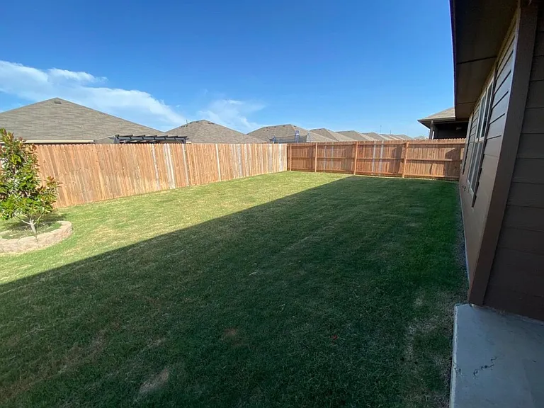 10333 Fort Belknap Trl — Photo 22