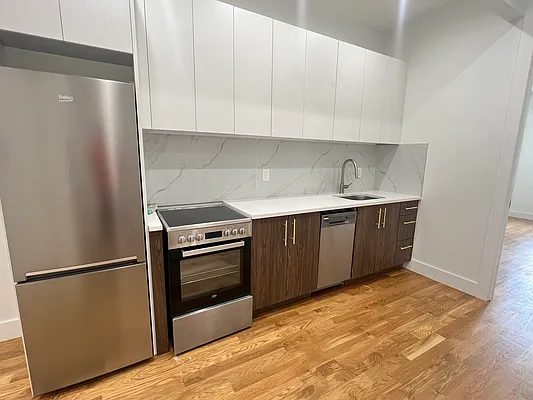 Rented by Nooklyn NYC LLC | media 14