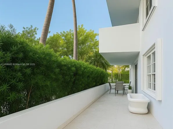 199 Ocean Lane Dr APT 115, Key Biscayne, FL 33149