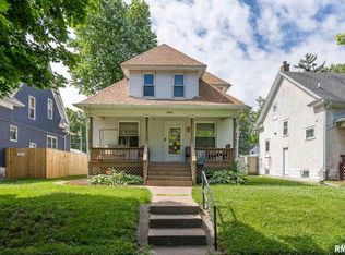 1115 W 15th St, Davenport, IA