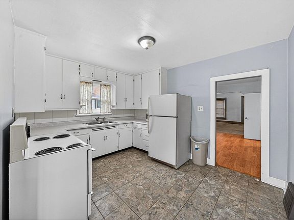 5th image of 26666 Edison Rd