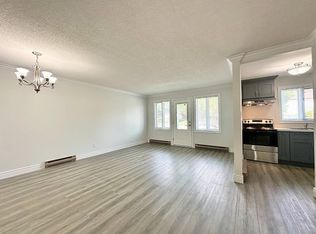 277 Adelaide Ave W #1, Oshawa, ON L1J 2R4