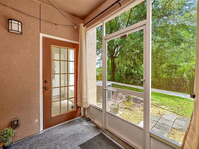 18138 Villa Creek Dr #18138 — Photo 26
