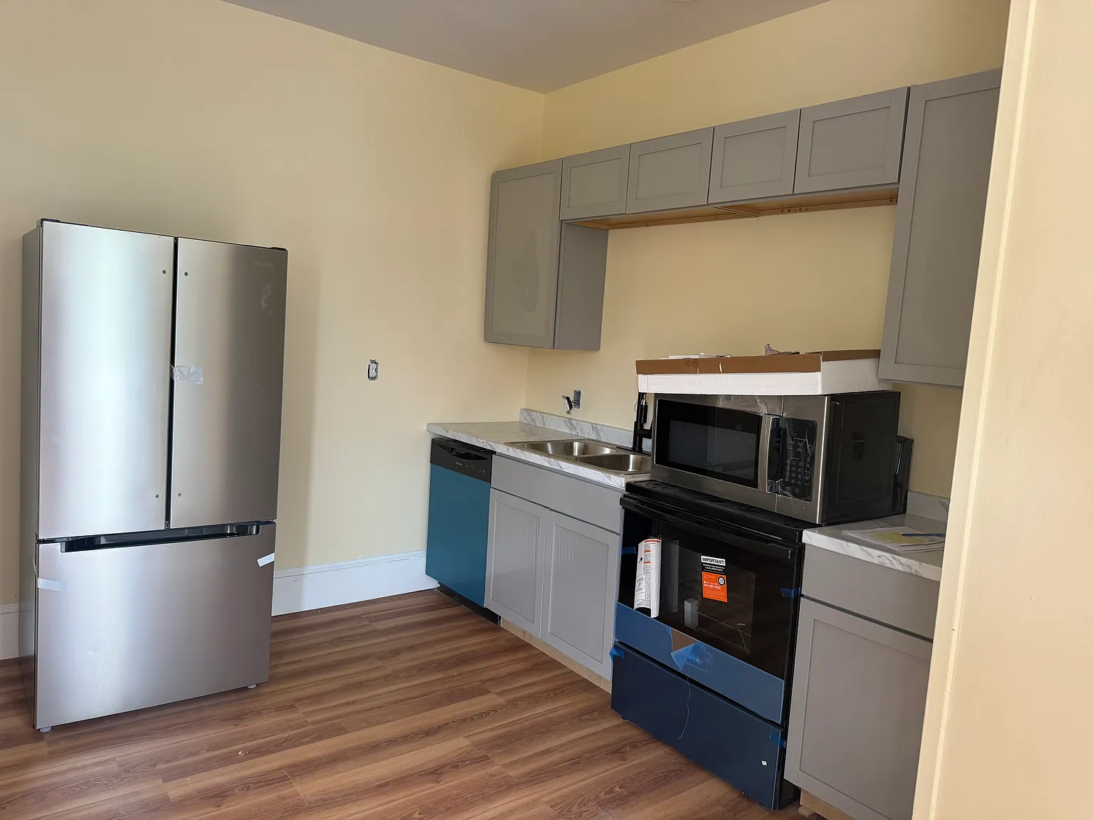 1 bed, 600 sqft, $1,895 — Photo 2