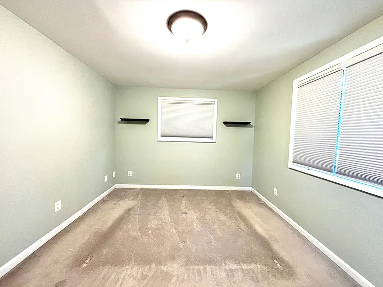 2405 Lillian Dr — Photo 15