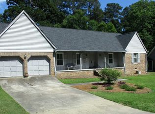 902 Rolling View Ln, Columbia, SC 29210