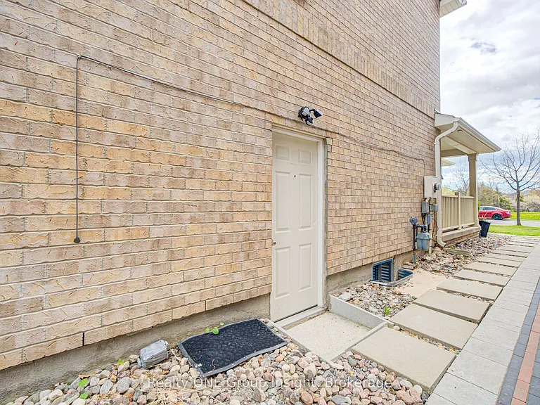 348 Britannia Ave E #BASEMENT — Photo 5