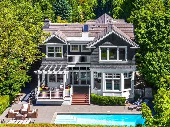 2665 Evergreen Point Rd, Kirkland, WA 98039