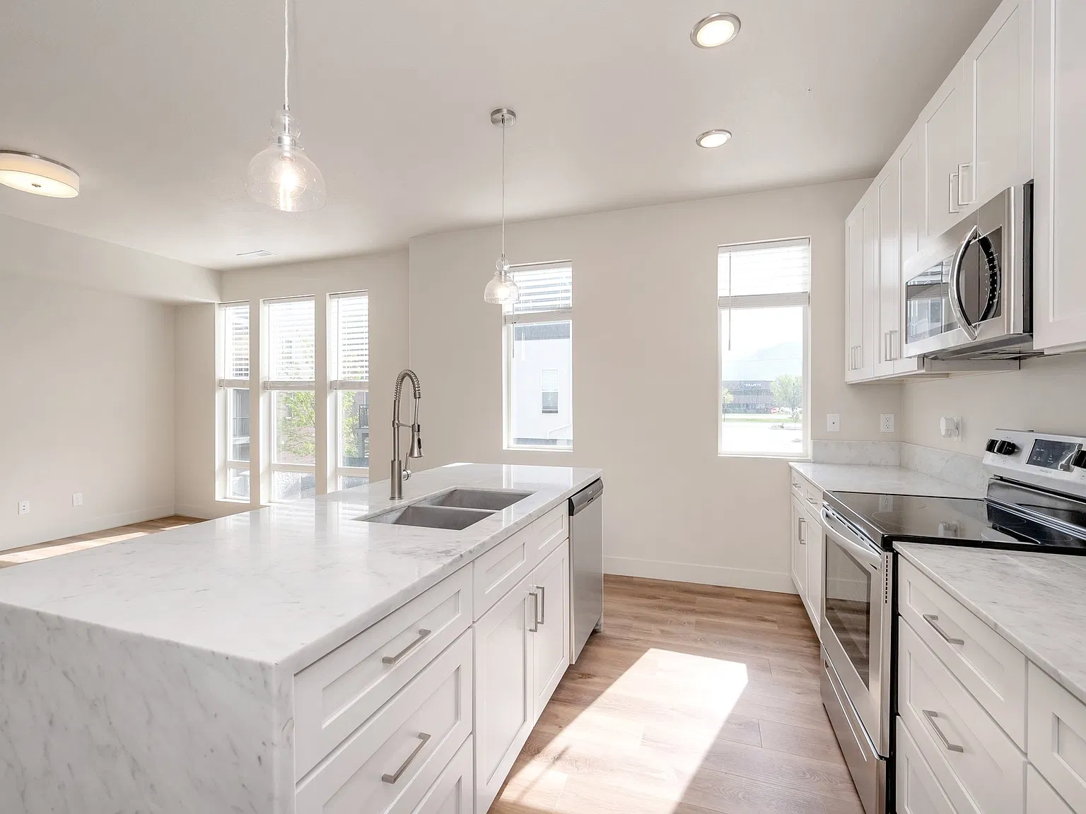 Monarch Townhomes — Photo 3