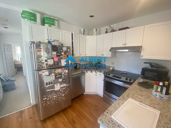 24 Saint Cyprians Pl, Roxbury Crossing, MA