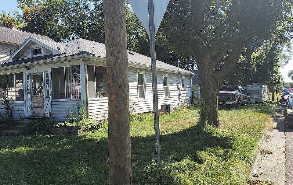 2nd image of 140 Kingman Ave E