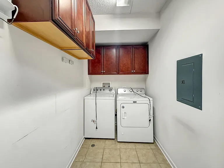 701 W Rand Rd #137 — Photo 7