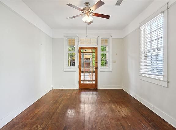 3rd image of 7827 Sycamore St