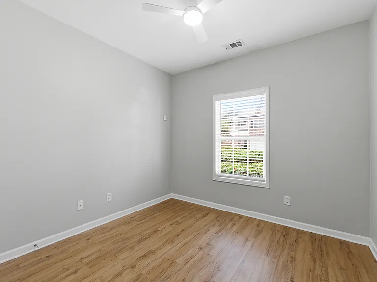 259 Derby Ct — Photo 11