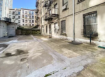 Rented by Kahen Properties