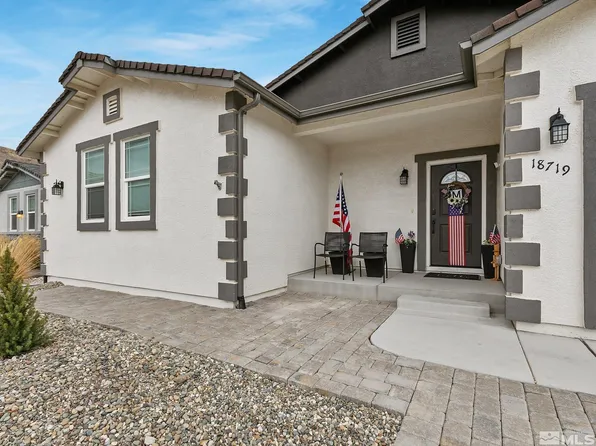 18719 Angel Lake Ct, Reno, NV 89508