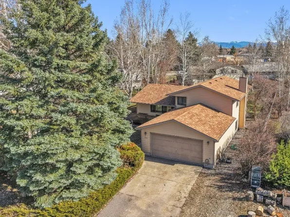 490 Secretariat Cir, Belgrade, MT 59714