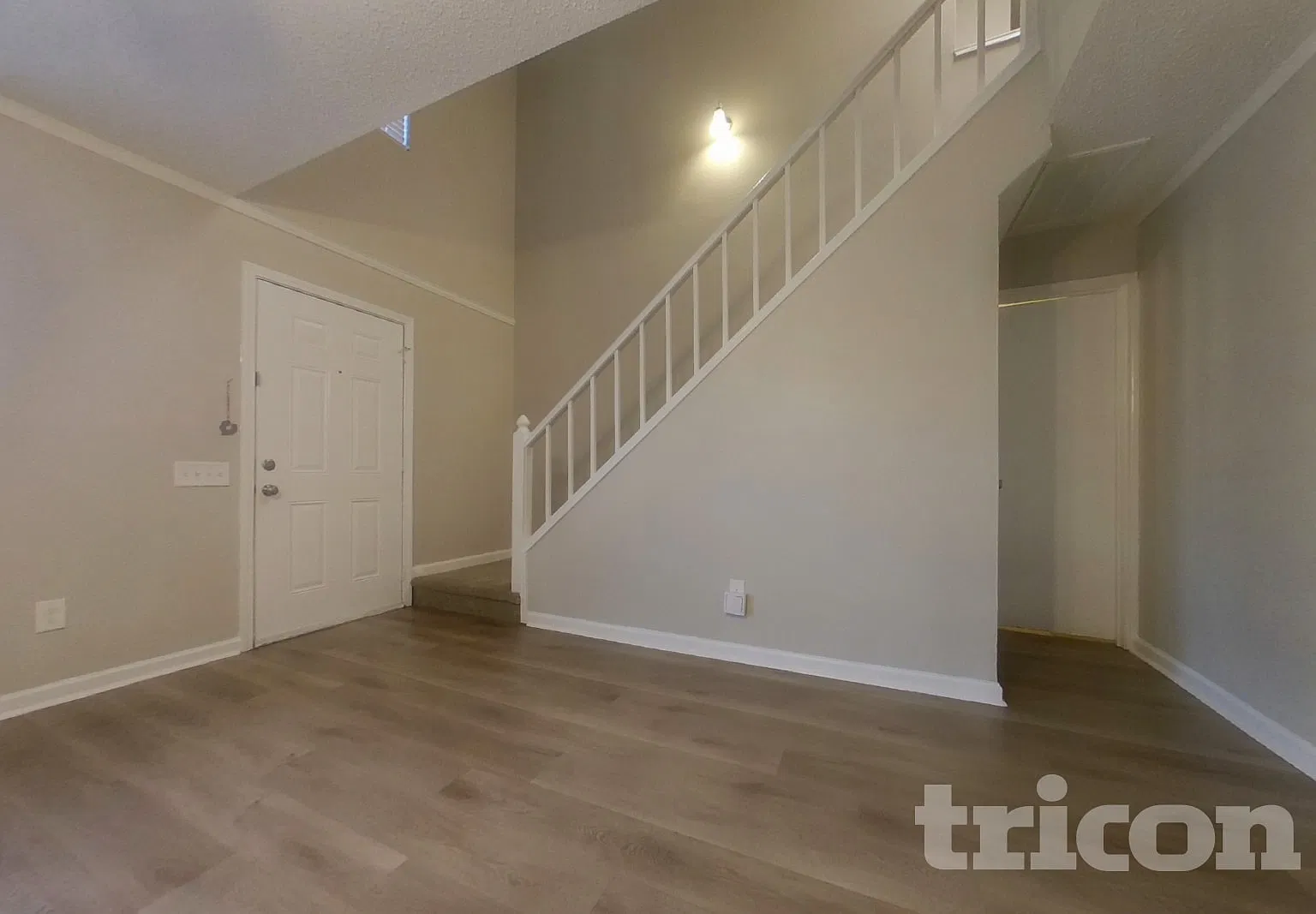 4665 Feathercrest Drive Fort Worth TX — Photo 2
