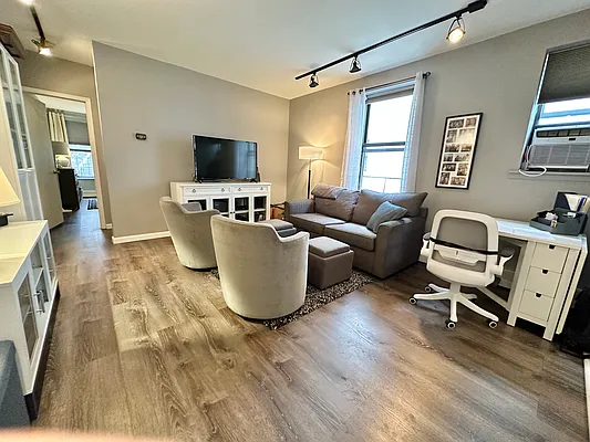 Rented by Corcoran | media 9