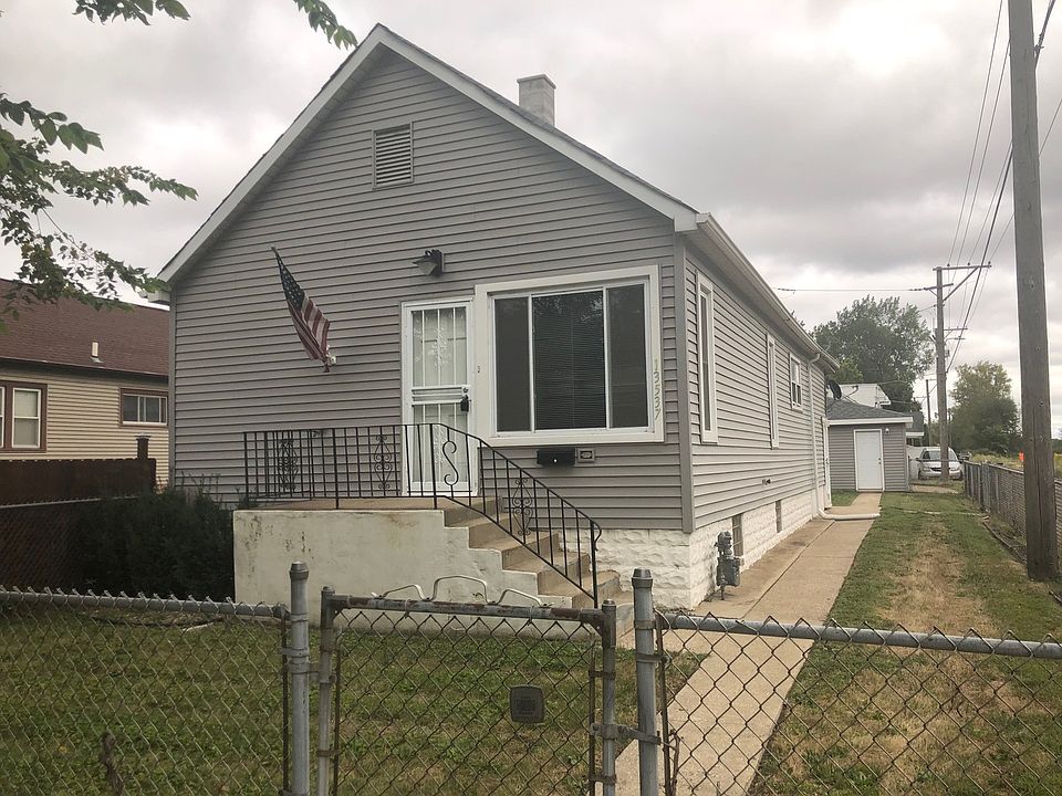 1st image of 13537 S Avenue L