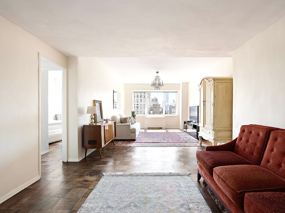 1st image of 7 E 14th St APT 18V
