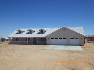 7530 Smoketree Rd, Phelan, CA 92371