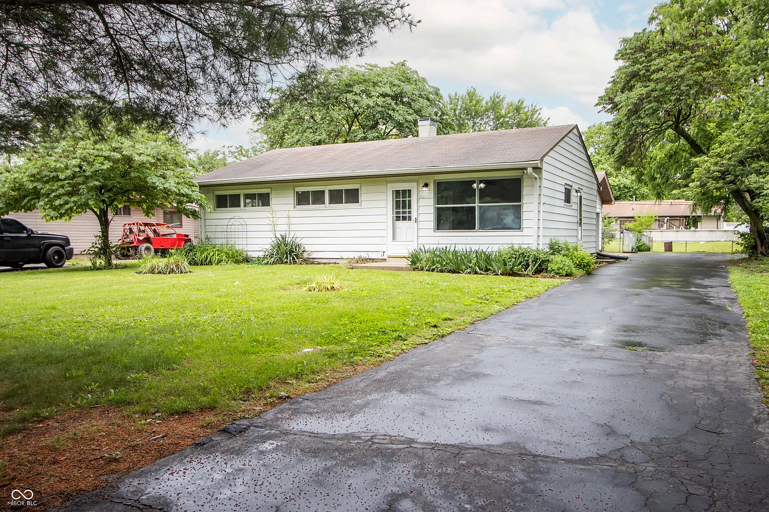 4020 Alden Ave photo 1