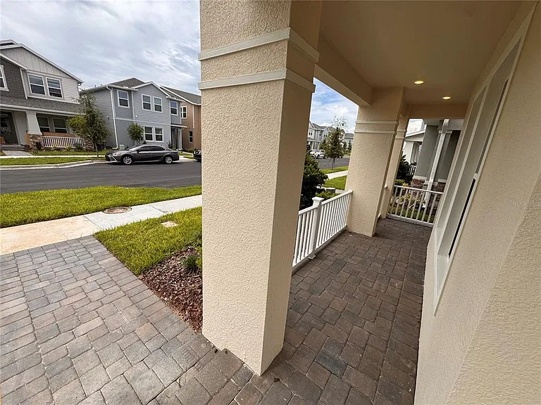 14727 Field Daisy Dr — Photo 3
