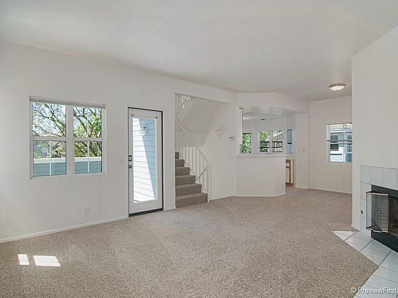 3rd image of 9940 Scripps Vista Way Unit 131