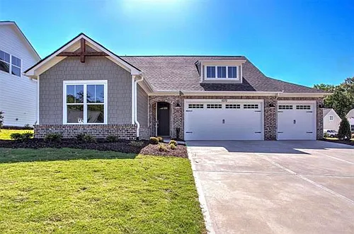 1070 Providence Loop Photo 1