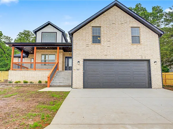816 W Foothills Dr, Greenland, AR 72701