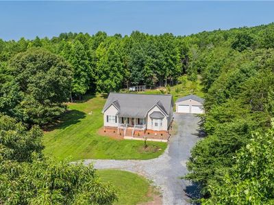 4575 Emerald Dr, Liberty, NC, 27298