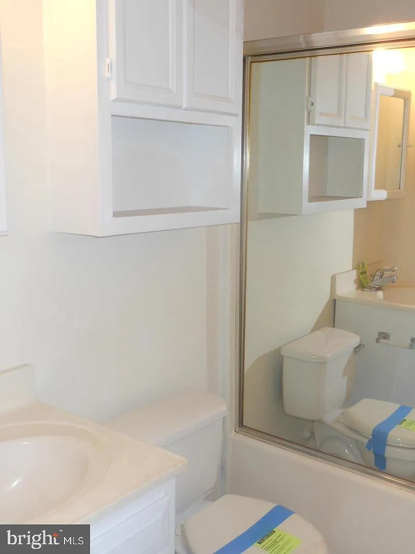 3 bed, 1.5 bath, 1174 sqft, $1,695 — Photo 4
