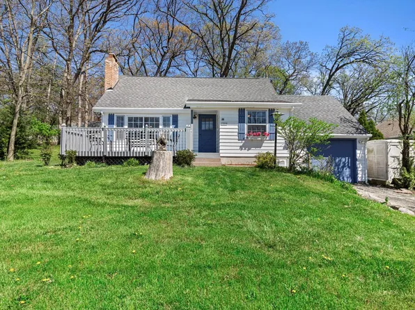 W3810 Locust DRIVE, Lake Geneva, WI 53147