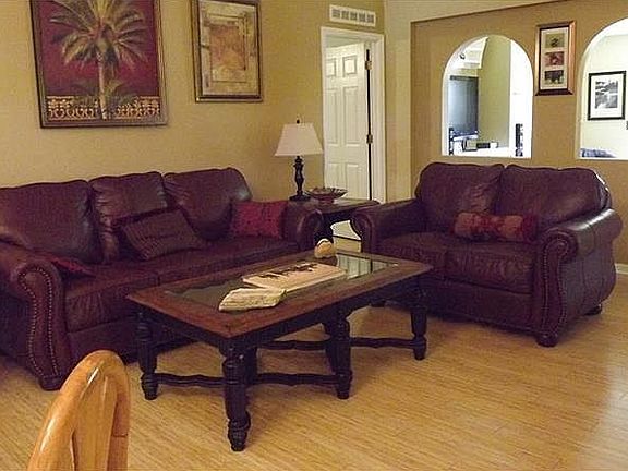 5th image of 2032 Corner Meadow Cir