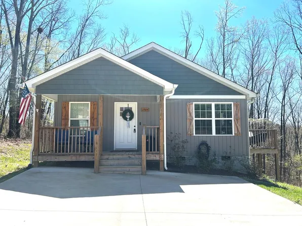 2984 Rebecca Cir, Rocky Face, GA 30740