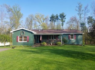 96 Broadway Rd, Sweet Valley, PA 18656