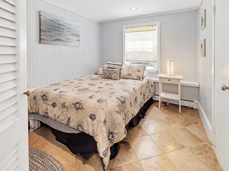 96 Wainscott Northwest Rd — Photo 14