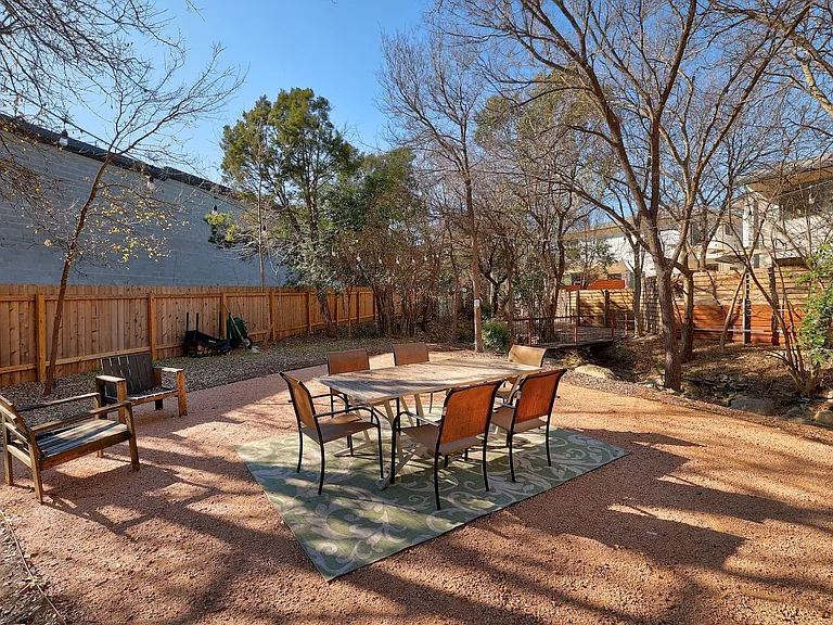 2209 Thornton Rd #A — Photo 35