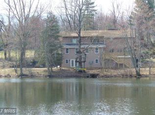 432 Walker Rd, Great Falls, VA 22066