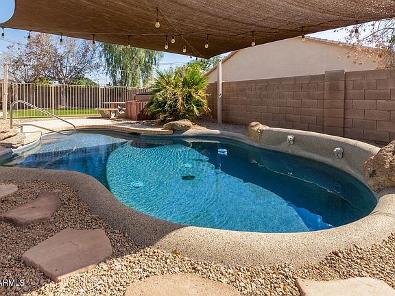 3rd image of 8757 W EL CAMINITO Drive