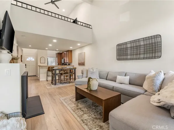 2960 Champion Way APT 710, Tustin, CA 92782