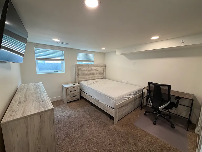 1016 S 1300 E — Photo 15