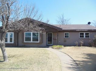 1501 Pellinore St, Borger, TX 79007