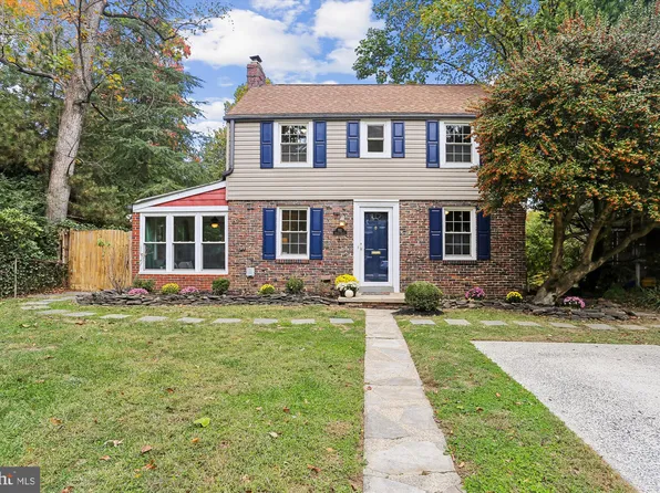 702 Auburn Ave, Takoma Park, MD 20912