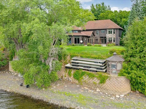 1398 Blockhouse Point Road, North Hero, VT 05474