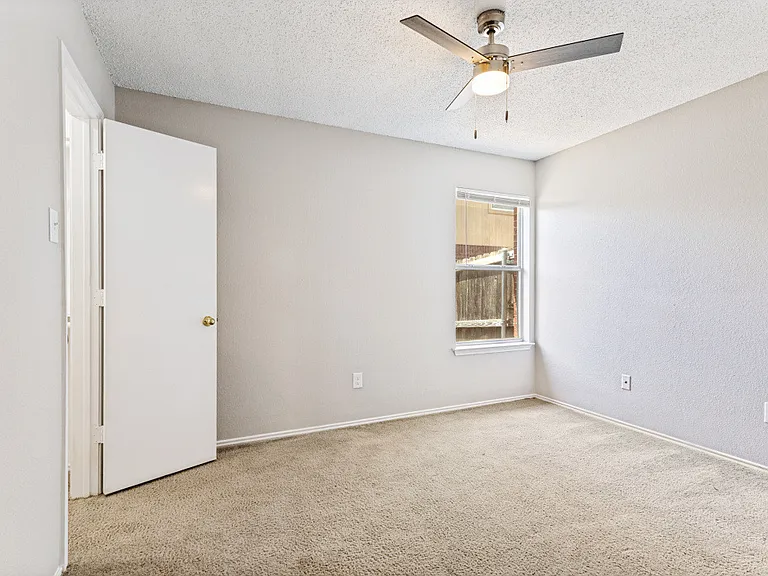 6124 Nelson Ter — Photo 9