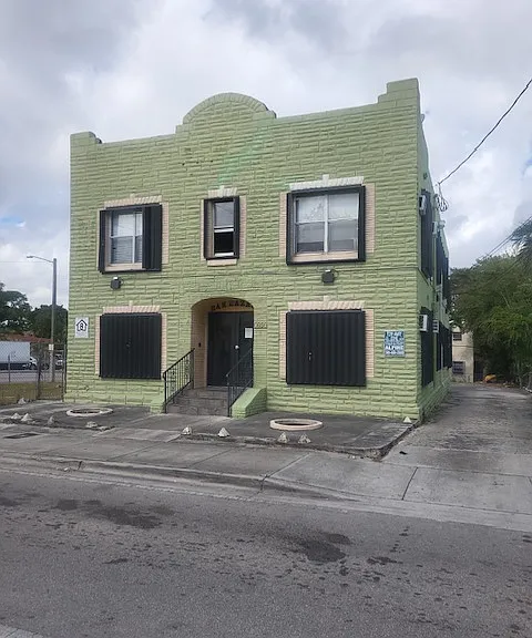 1639 NW 3rd St #7 — Photo 7