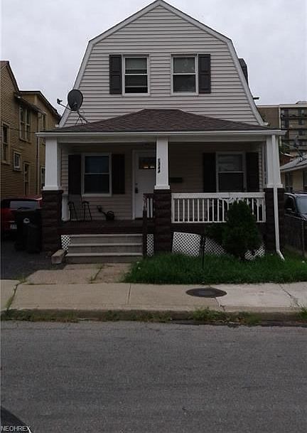 1st image of 1344 W 67th St